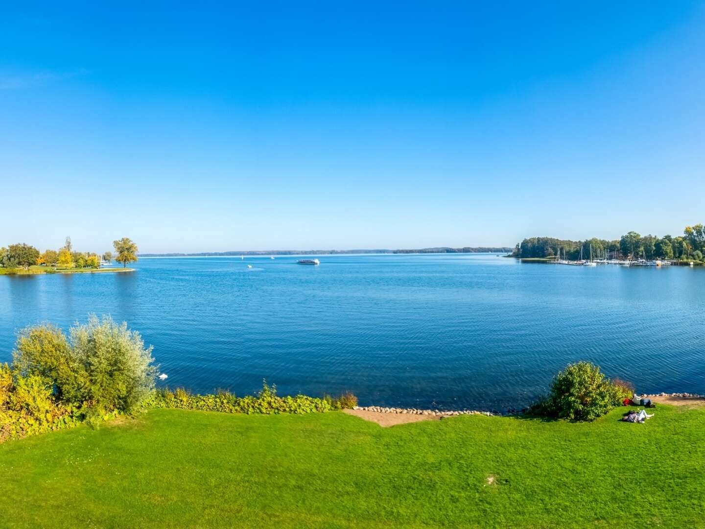 Fahrradtour entlang der Schweriner Seenplatte inkl. romantischem Abendessen