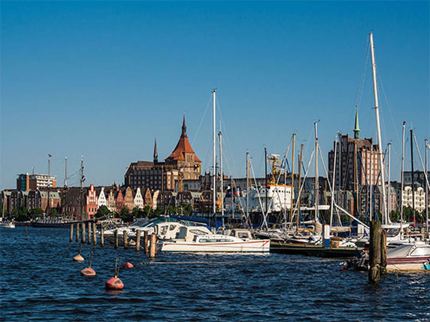 Erholsame Urlaubstage in Rostock inkl. Abendessen