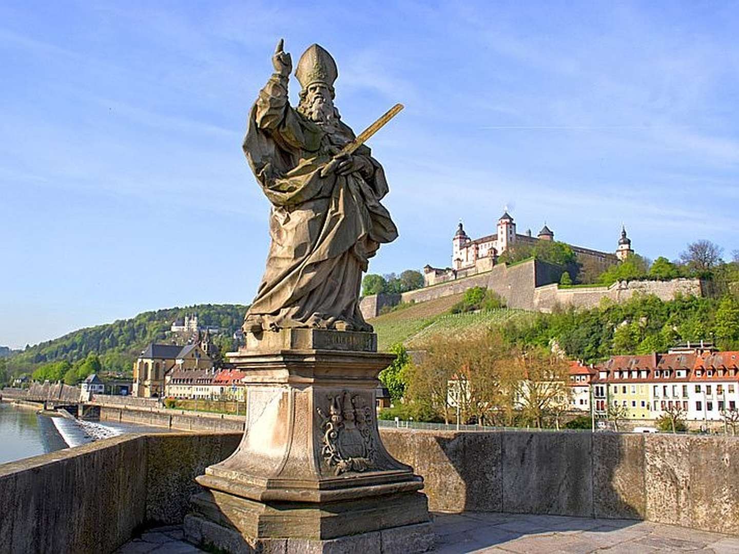 Guter Wein ist Poesie in Flaschen - 2 Nächte Auszeit inkl. Weinprobe in Unterfranken