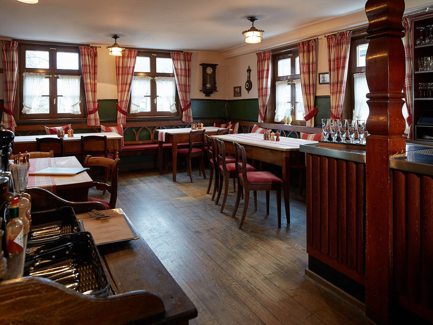 Cramers Romantiktage im Sauerland inkl. Candlelight Dinner & Ticket für die Bilsteinhöhlen Warstein