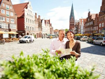 3 Tage die Metropole Hamburg erleben mit  Bus und Bahn