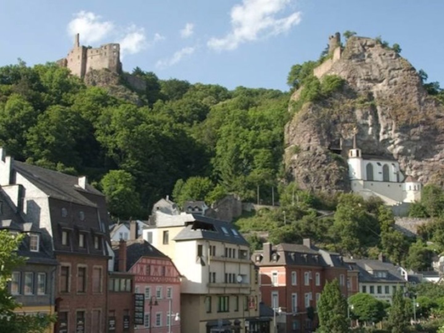 Sommer, Sonne, weißblauer Himmel … 6 Tage in der Pfalz inkl. HP