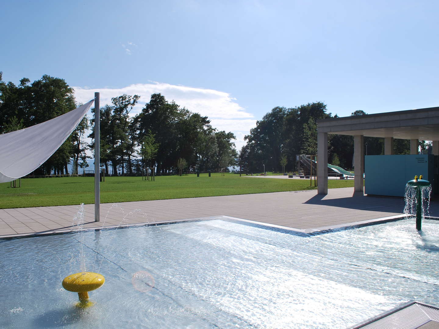 Happy Hours am Bodensee mit Zeppelin Museum