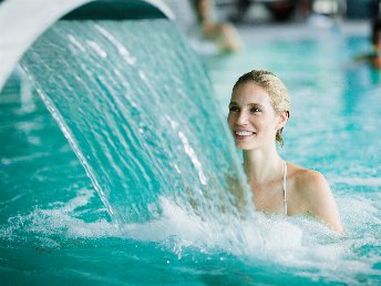 Ihr Zuhause im Südschwarzwald: 3 Tage Kurzurlaub mit Solemar Therme & 3 Gang Menü