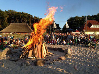 Ostertage im Frühling 2025 an die Ostsee