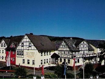 Ostern, Pfingsten, Himmelfahrt oder Fronleichnam im Naturpark Knüllgebirge.