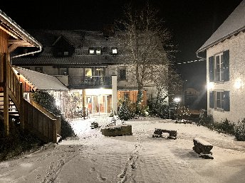 Weihnachtsmarkt in Rothenburg genießen