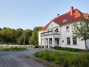 Silvester für Hunde- & Naturliebhaber im Gutshaus bei Schwerin