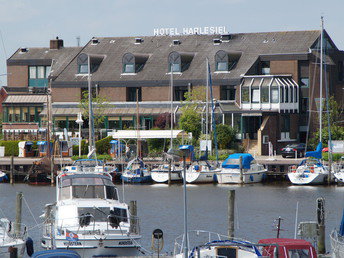 4  Romantische Urlaubstage an der Nordsee in Harlesiel inkl. Sekt & Obstkorb