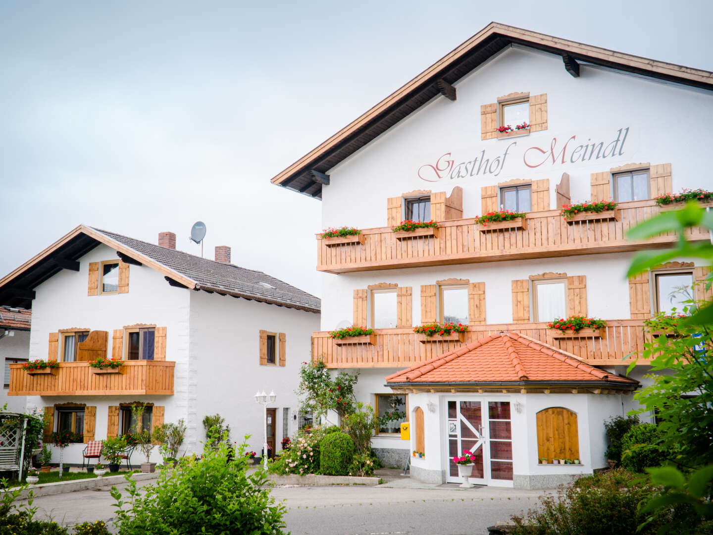 Genießer Zeit im Bayerischen Wald inkl. Candle-Light-Dinner & Wellnessgutschein 