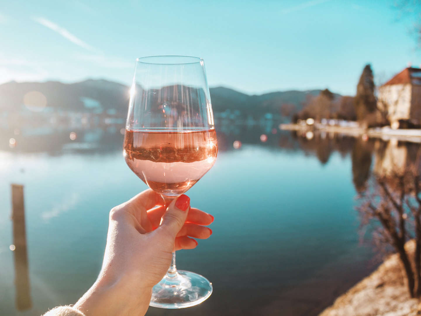 Verwöhnarrangement in Bayern - direkt am See.