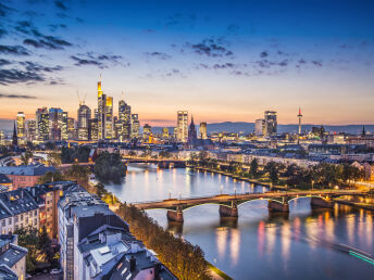 Skyline Momente in Frankfurt am Main - 2 Tage Kurztrip mit Aussicht