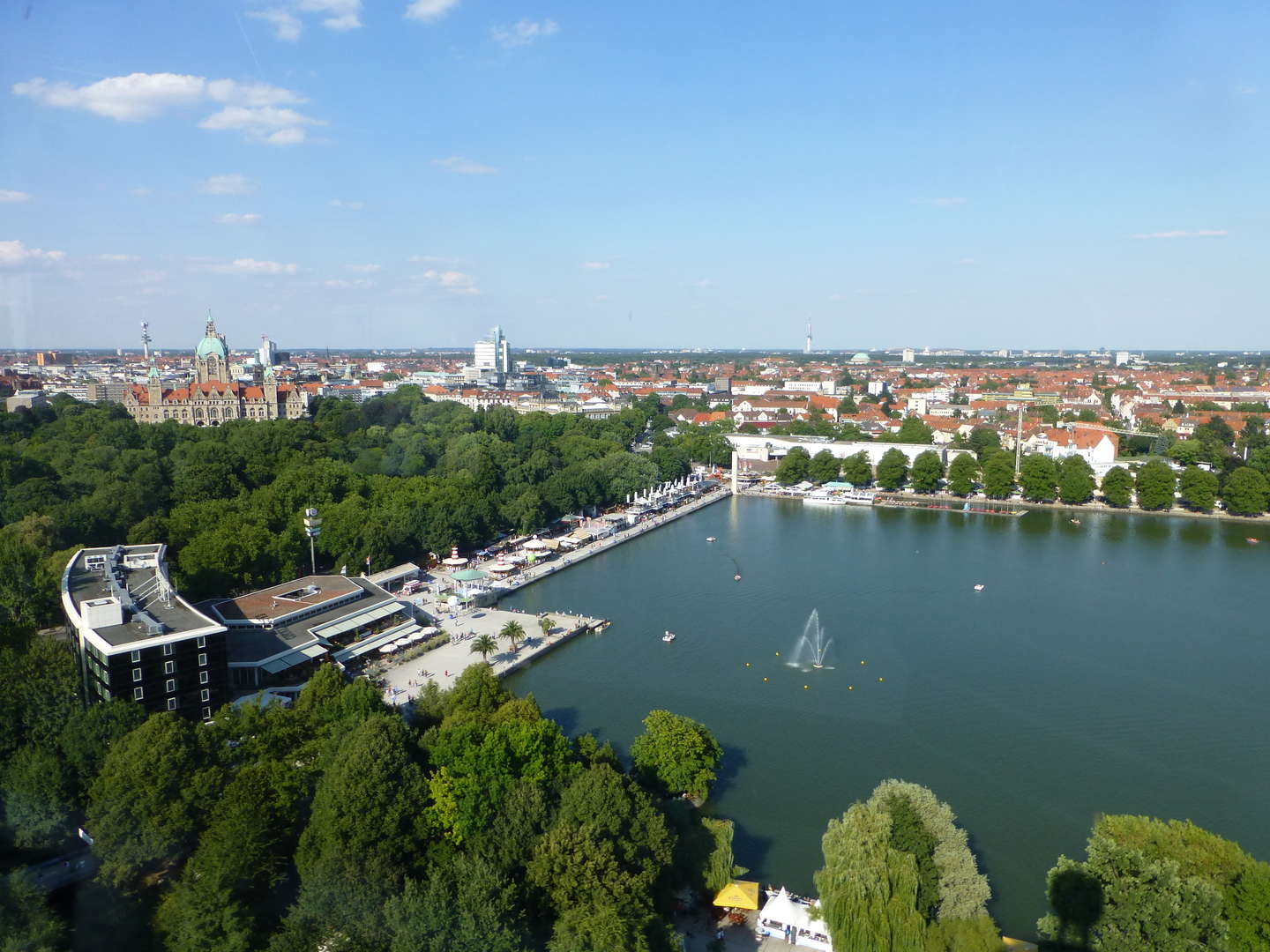 Städtetrip nach Hannover | In wenigen Minuten im Zoo oder Stadtzentrum | 3 Nächte