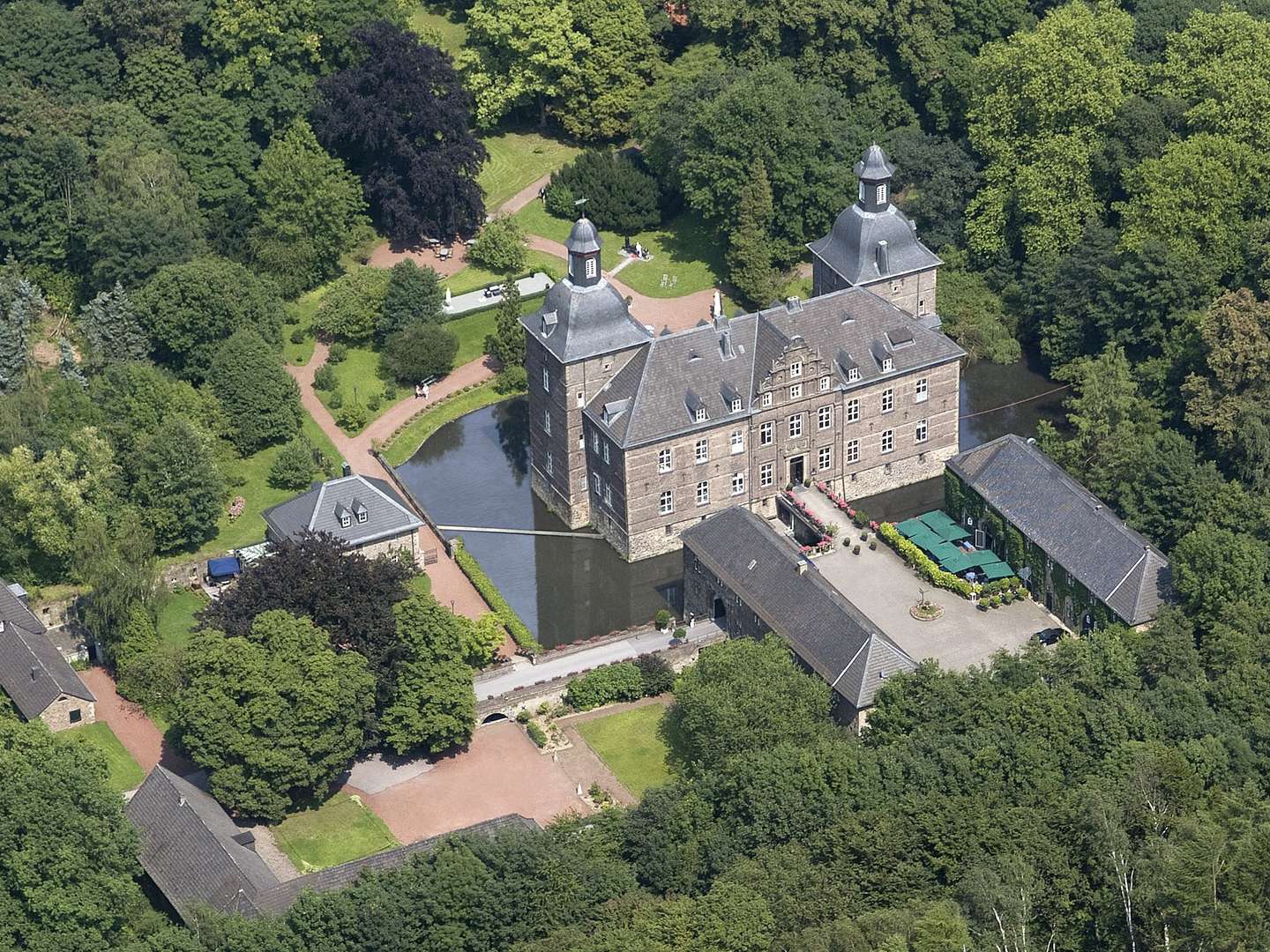 Zeit zu Zweit im Schlosshotel inkl. 3-Gang-Candlelight-Dinner auf dem Zimmer