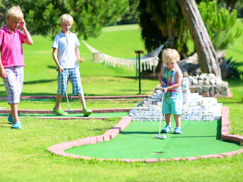 Familienauszeit am See inkl. Minigolf 