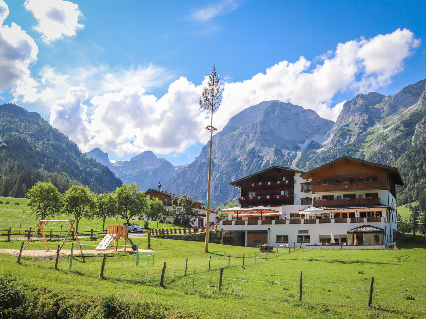 Herbstliches Yoga Wochenende in den Alpen inkl. geführte Wanderung 