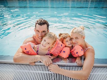 Thermenurlaub in den Herbstferien in Stegersbach | 4 Nächte inkl. Therme 