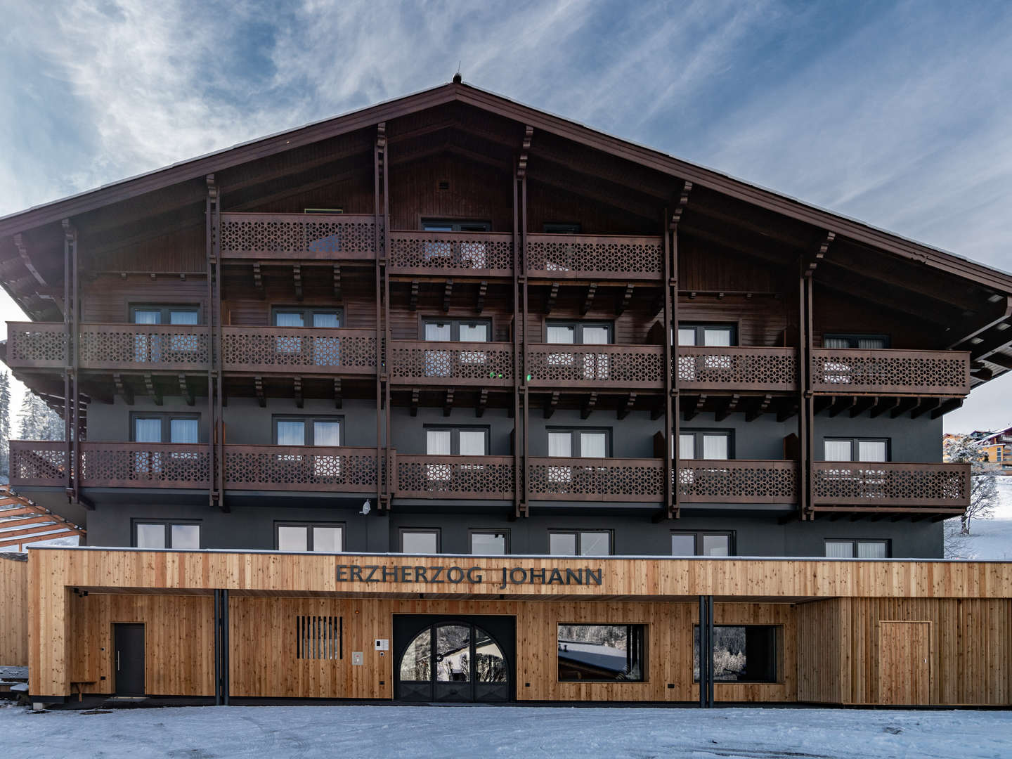 Kurzurlaub im Skiparadies Schladming-Rohrmoos im Hotel direkt an der Piste mit Wellnessbereich