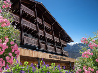 Kurzurlaub im Skiparadies Schladming-Rohrmoos im Hotel direkt an der Piste mit Wellnessbereich