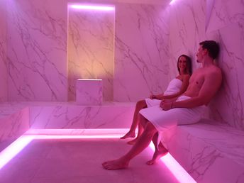 Vier Jahreszeiten inkl. Adults Only Wellness & Spa | 2 Nächte im Terrassenzimmer