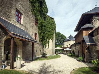 Komfort & Luxus im architektonischen Meisterwerk | 7 Tage Kurzurlaub inkl. Thermeneintritt 