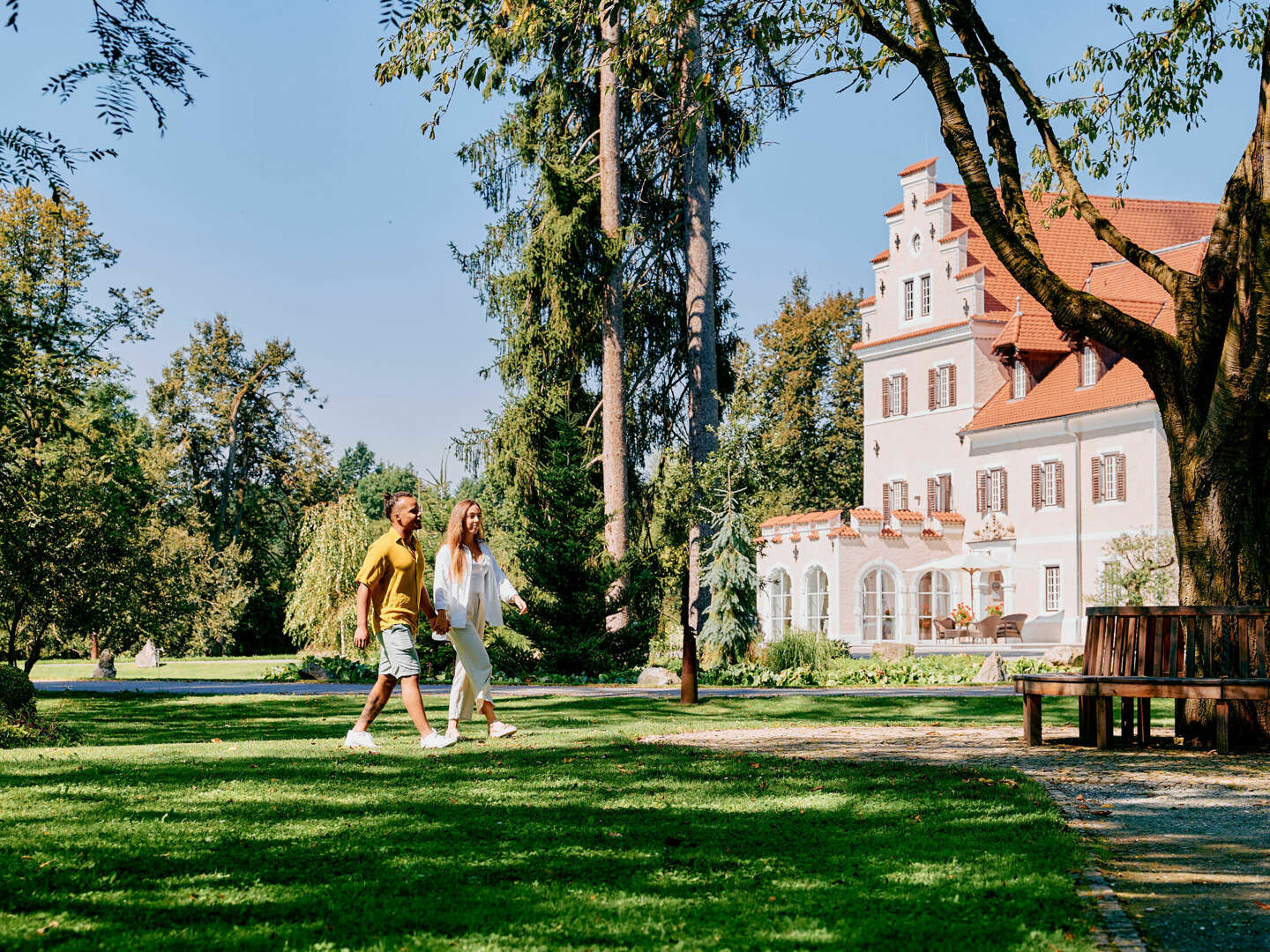 Pure Entspannung inkl. 3 Tage Therme AquaLux & Fahrradverleih | 2 Nächte