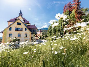 Goldener Herbst und Wildzeit im Naturhotel Schloss Kassegg inkl. Wildmenü & Eintritt Stift Admont