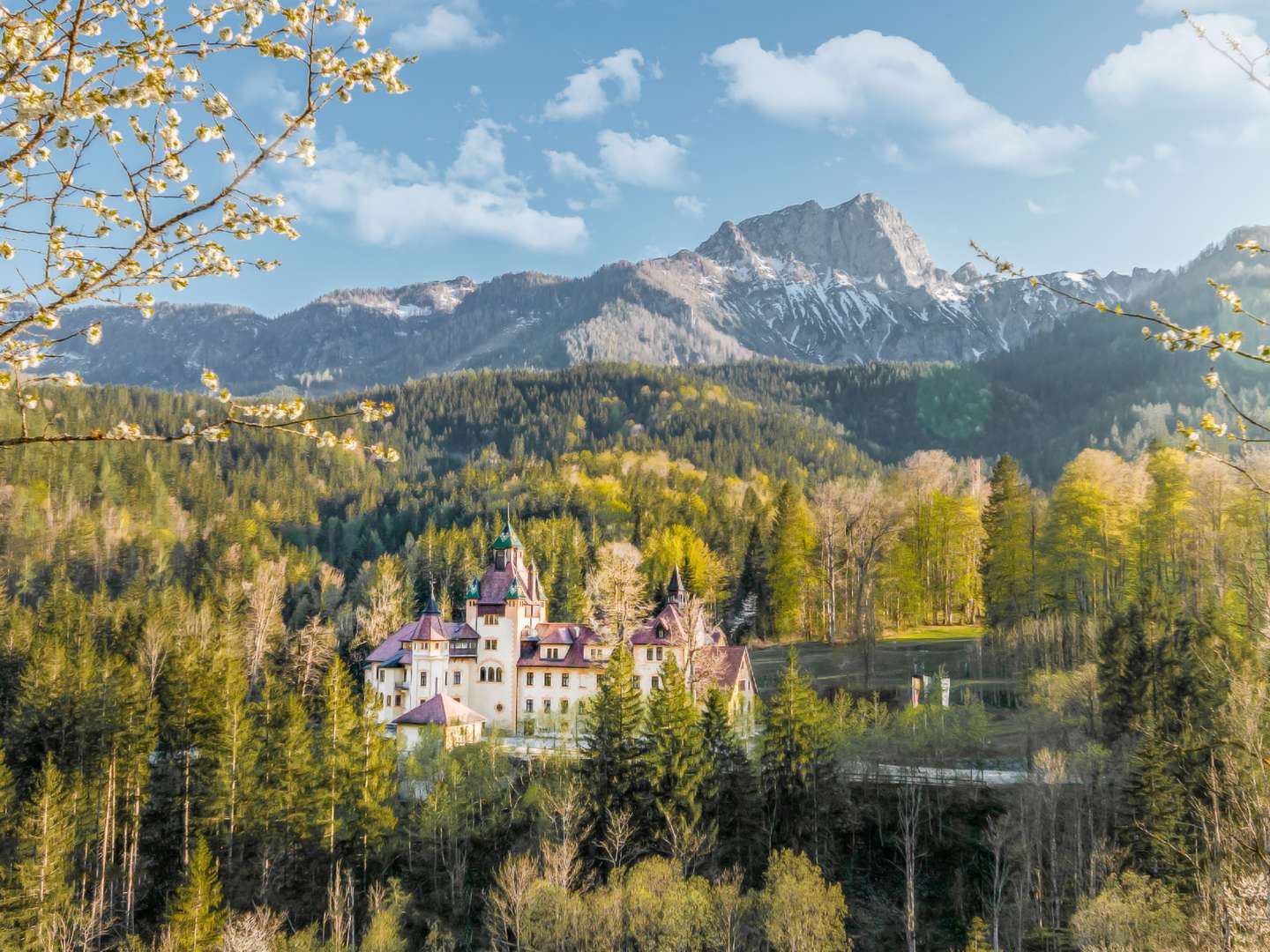 Frühlings-Auszeit im Gesäuse | 3 Nächte inkl. Eintritt in das Stift Admont & Teilkörpermassage