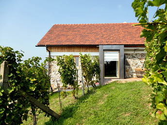 Wochenende in der Luxus-Weinberg-Lodge mit eigenem Wellnessbereich | 2 Nächte