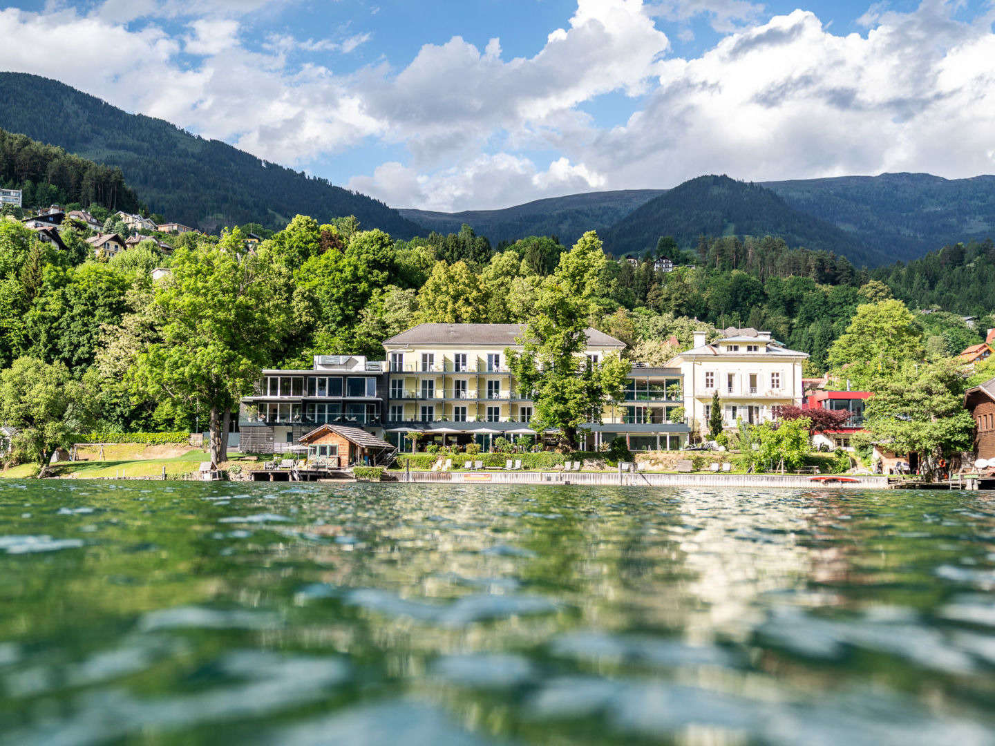 Kurzurlaub am Millstätter See mit Privatstrand & Infinitypool | 7 Nächte