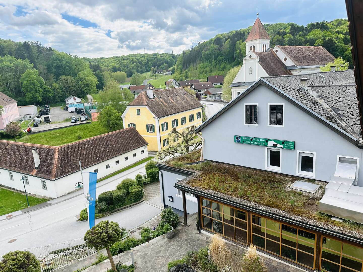 Kurzurlaub nahe der Riegersburg inkl. Backhendlessen & Verkostungen