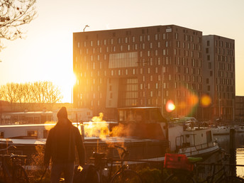 Summer in the City - Grachtenfahrt in Amsterdam | 5 Tage