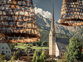 Ein Fest der Sinne: TÖRGGELEN & HEURIGEN in der HOCHKÖNIGIN