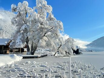 Romantische Wellness Auszeit am Weissensee inkl. Aromaölmassage 