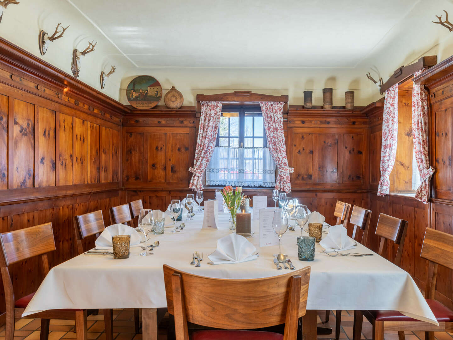 Im grünen Herzen der Steiermark inkl. Dinner bei Kerzenschein