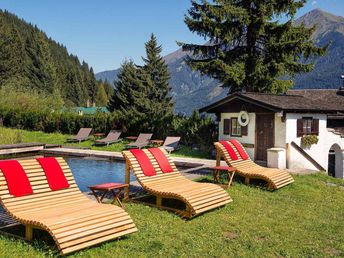 Romantische Auszeit inkl. Felsentherme Bad Gastein, Schmankerl Korb & GasteinCard 