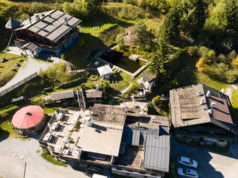 Romantische Auszeit inkl. Felsentherme Bad Gastein, Schmankerl Korb & GasteinCard 