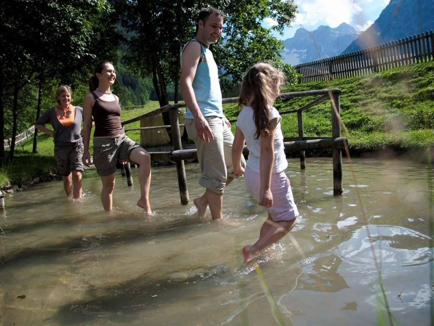 Familienurlaub im Brandnertal mit professioneller Kinderbetreuung | 4 Nächte