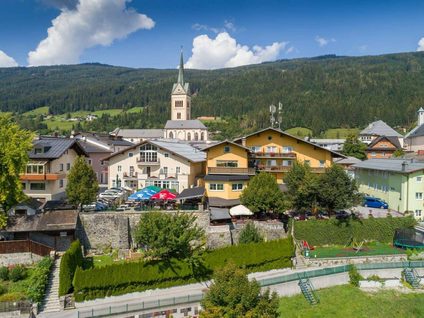 Weihnachten in den Salzburger Bergen inkl. Glühwein & Festmenü | 3 Nächte