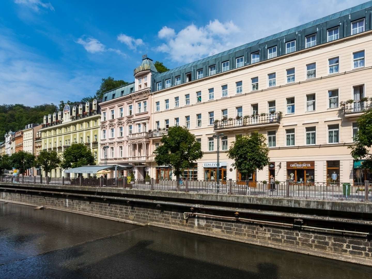 Entspannungsaufenthalt mit Halbpension und Behandlungen im Hotel Kolonada - 3 Nächte 