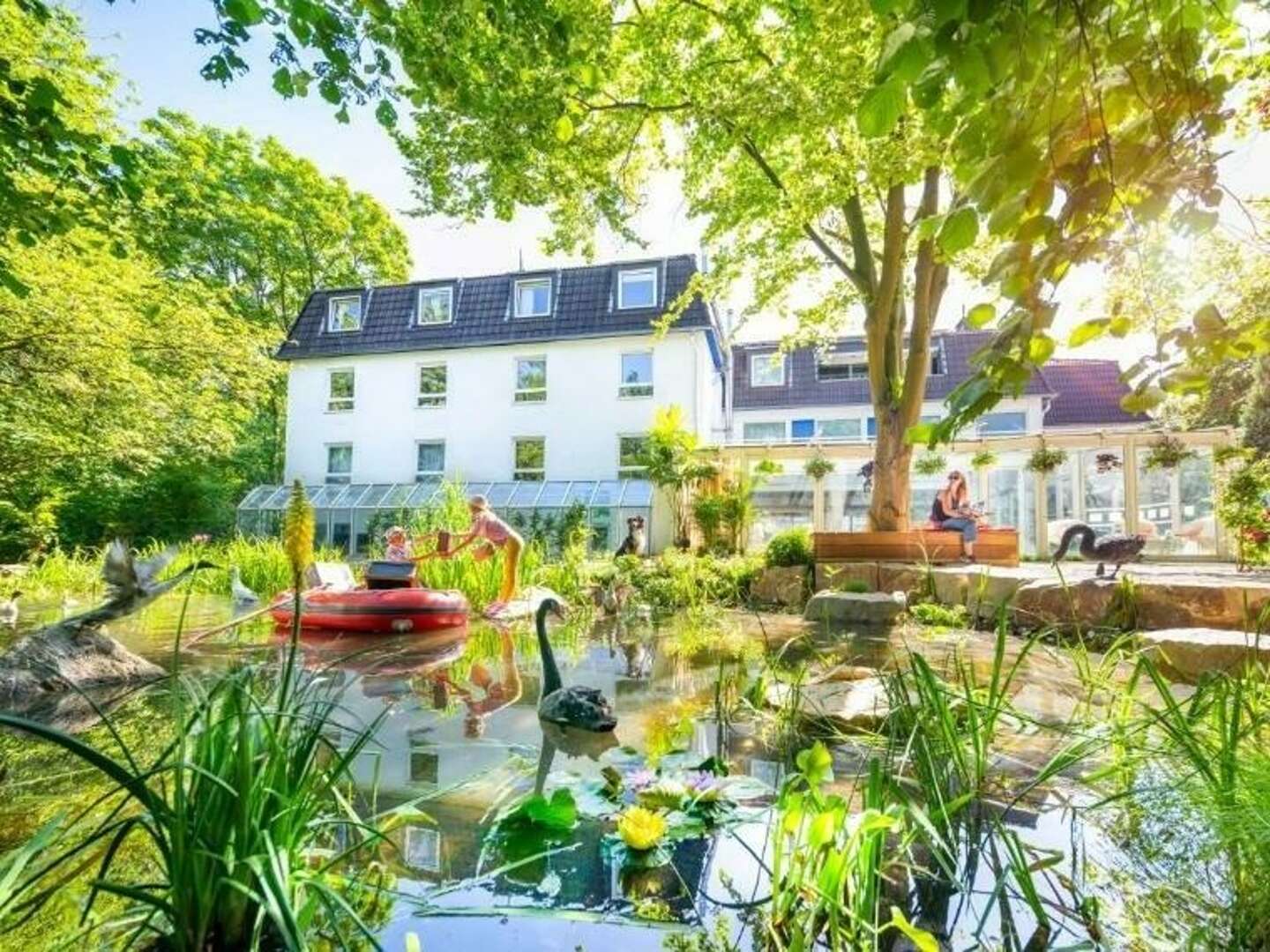 5 Tage Kurzurlaub im Gartenhotel im Rheinland