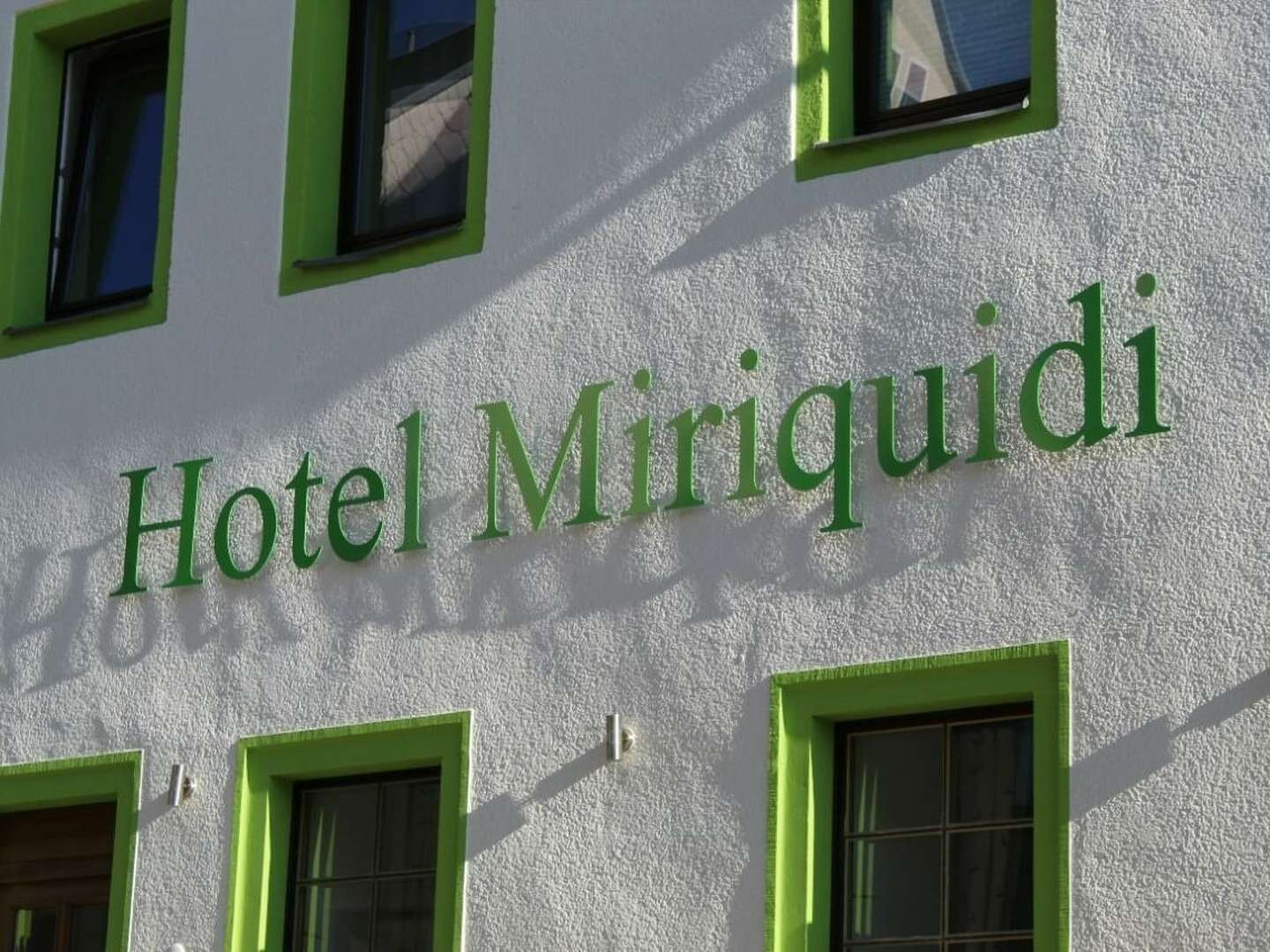 8 Tage/ 7 Nächte Kurzurlaub Hotel Miriquidi mit Premium All Inklusive  