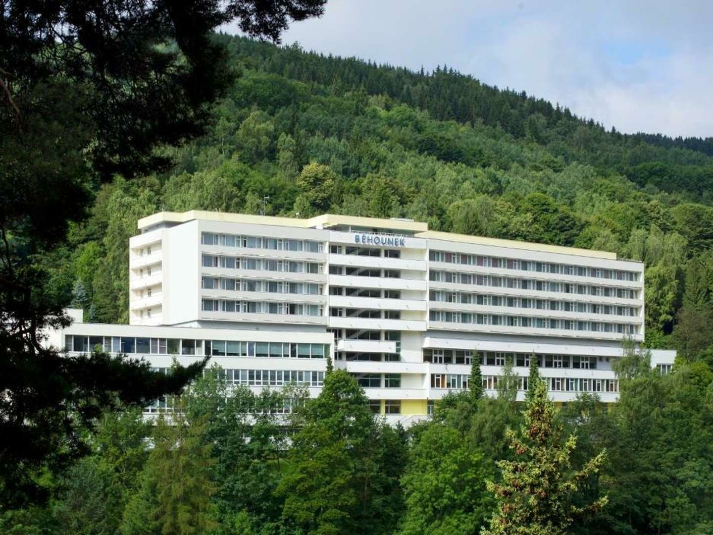 Entspannender Kurzurlaub im Hotel Behounek in St. Joachimstahl - 2 Nächte 