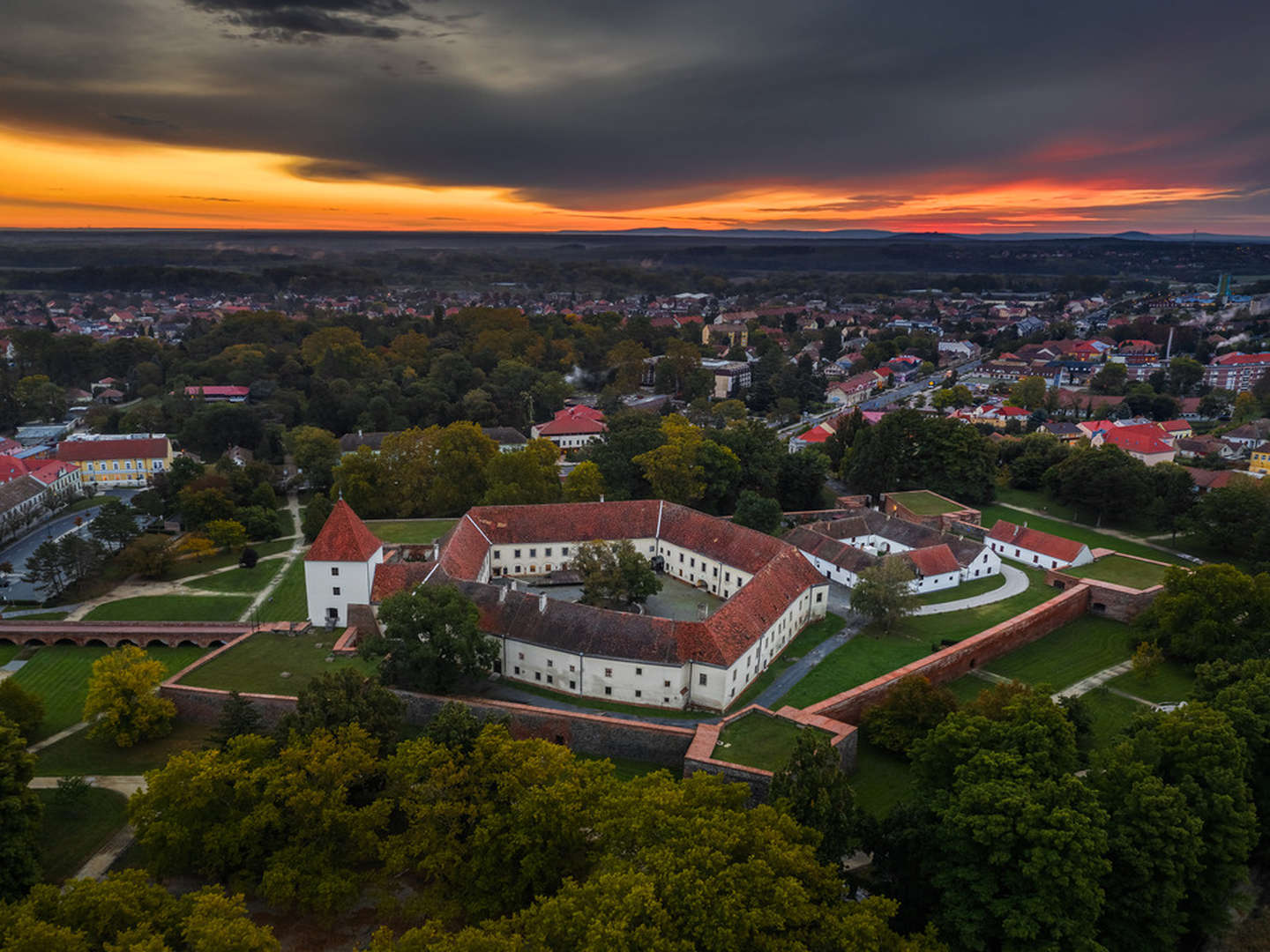 Romantikurlaub in Sárvár mit Therme & Halbpension | 3 Nächte