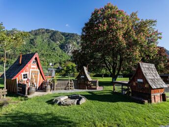 Familienurlaub am Millstätter See - Badespaß, Streichelzoo & Kinderbetreuung | 1 Nacht