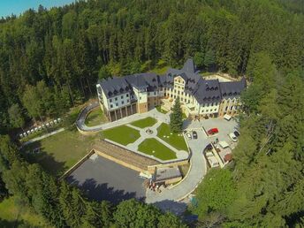 5 Tage Wohlfühlen im Schloss Luzec  - 5 Nächte mit Halbpension und Behandlungen