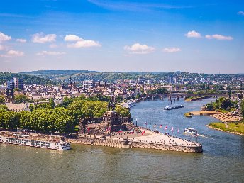 Lischda-Lousda-Daach - Zwischen den Feiertagen in Ernst