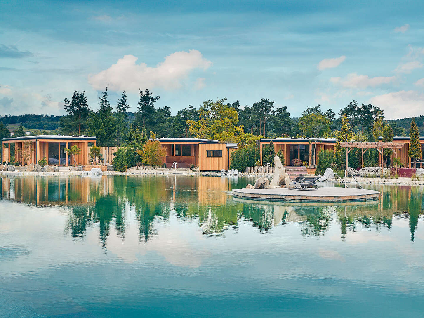 Erholen im Chalet am Gartensee inkl. Greenfee & Weinverkostung | 3 Nächte