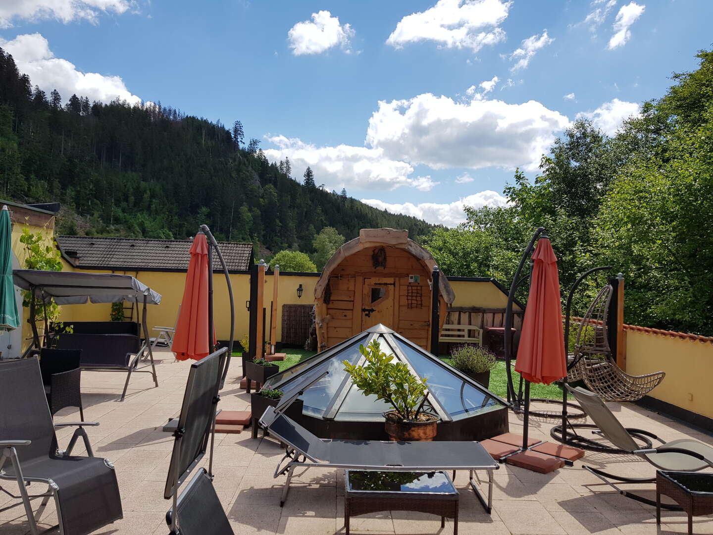 Zeit für 2 im Schwarzwald mit Candle-Light-Diner & Massage