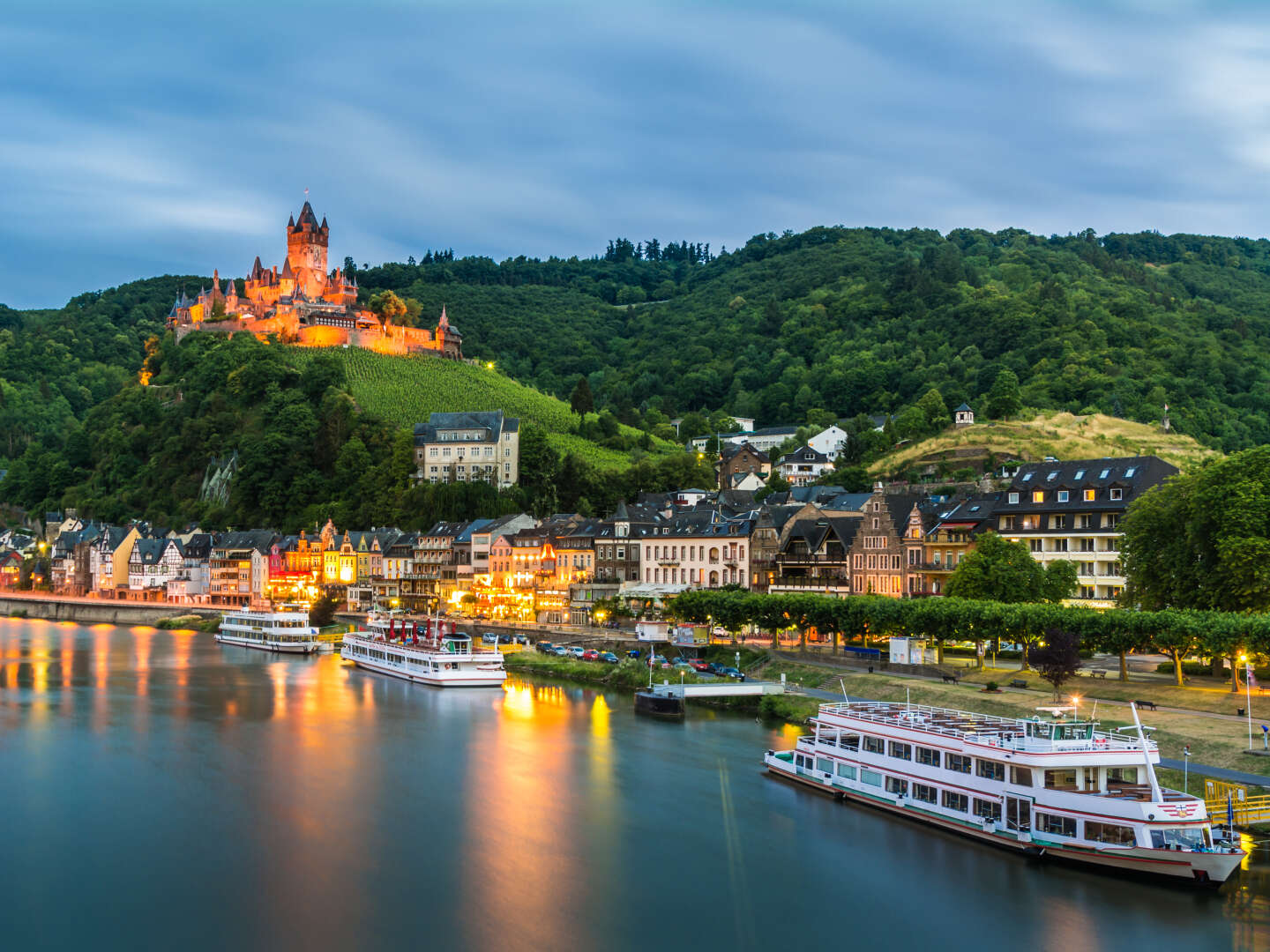 5 Tage Aktivurlaub: Entspannung am Flussufer der Mosel und Verwöhnzeit in der Vulkaneifel Therme ´25